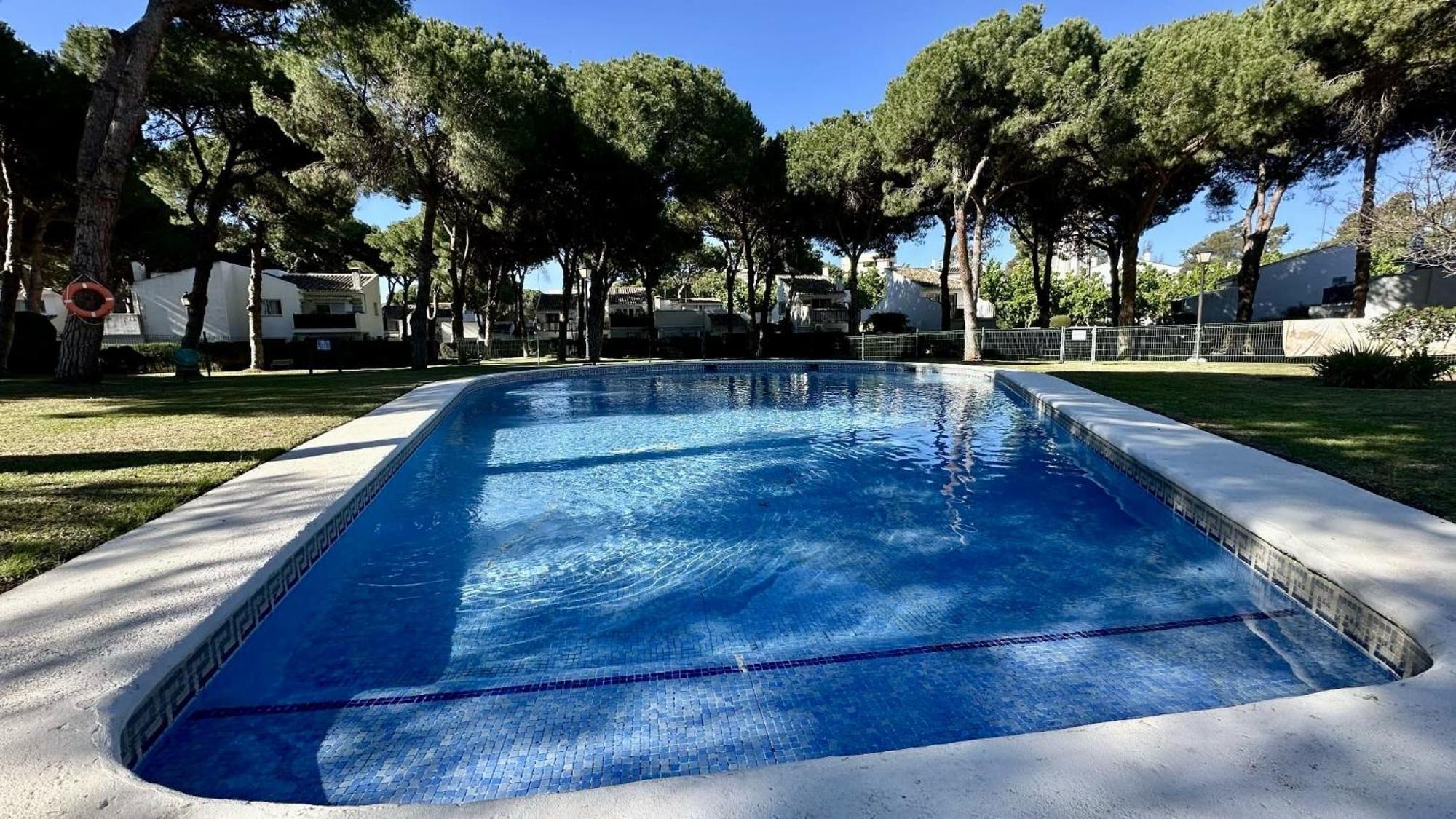 Waves & Pines El Paraiso, Benamara Apartamento Estepona