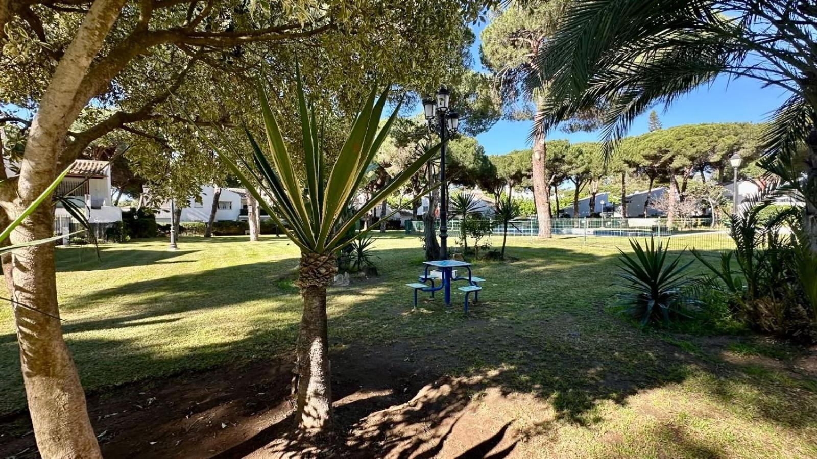 Waves & Pines El Paraiso, Benamara Apartamento Estepona