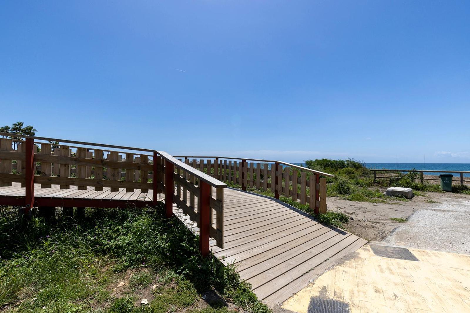 Apartamento Waves & Pines El Paraiso, Benamara Estepona